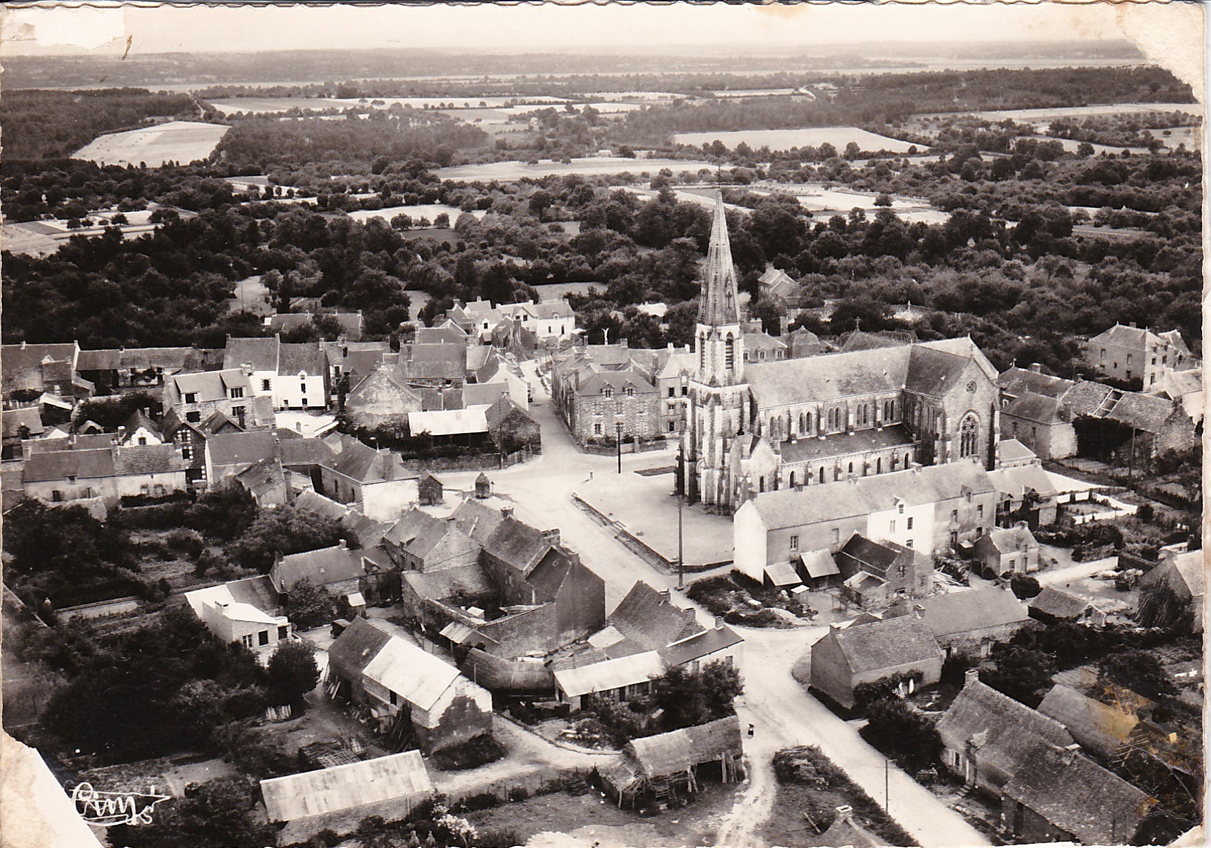 Vue aérienne de Saint-Dolay