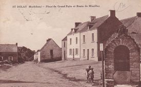 PLACE DE L'EGLISE